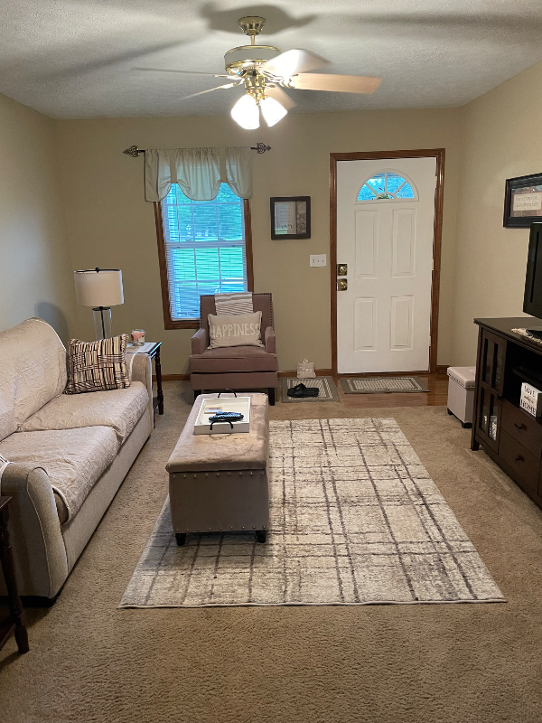 49 Marty Way - Photo 2 of 7