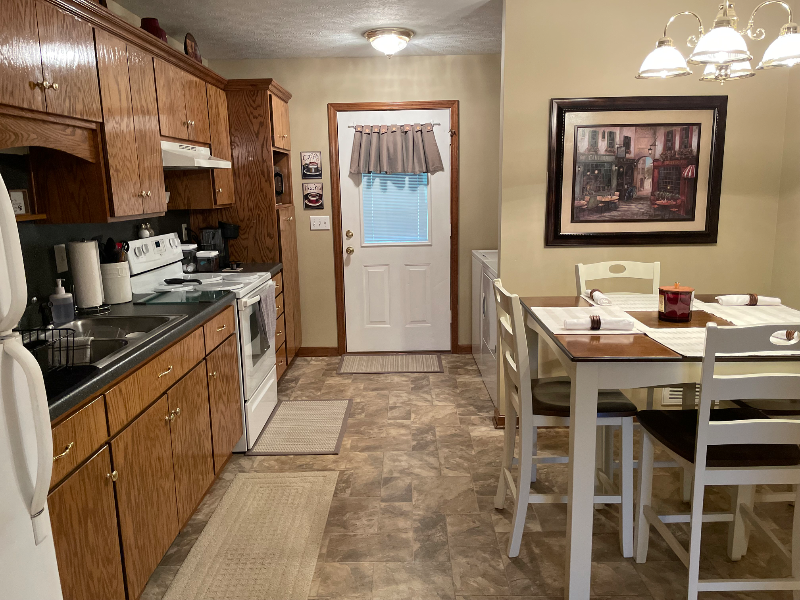 49 Marty Way - Photo 3 of 7