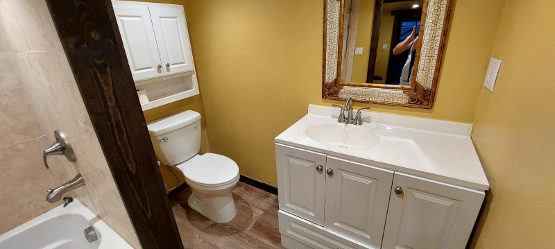 2080 Taylor Rd - Photo 3 of 9