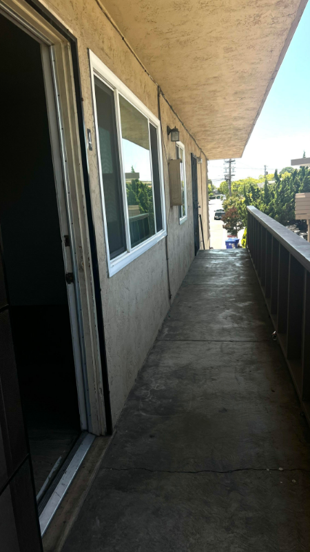 621 Memorial Way #4 - Photo 3 of 10