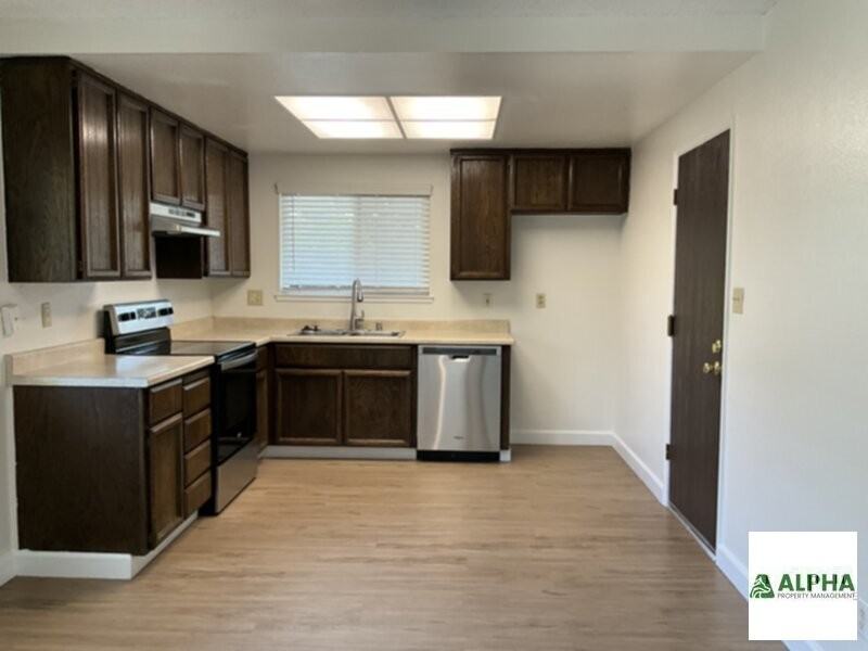 5809 Hazel Ave - Photo 2 of 12