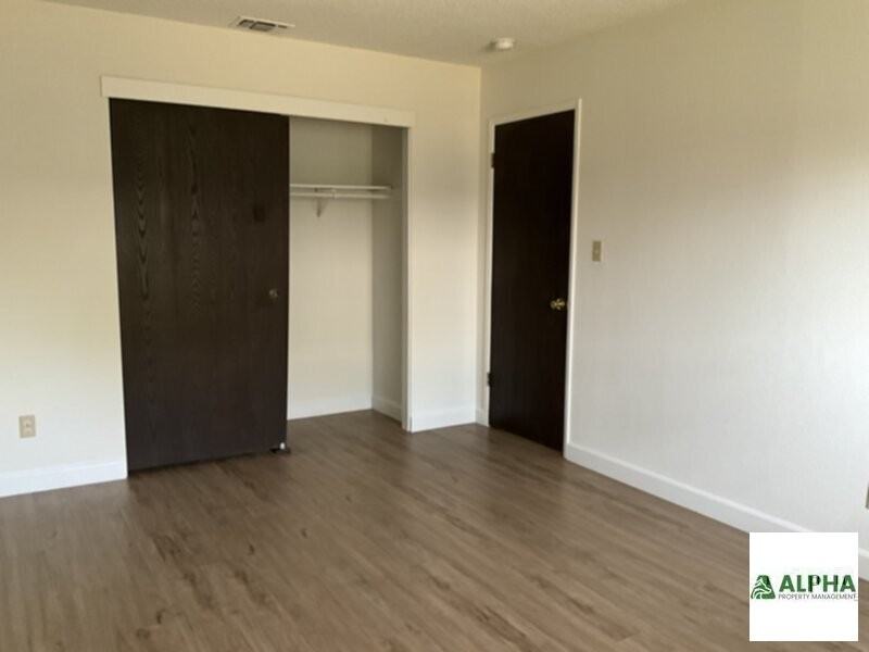 5809 Hazel Ave - Photo 7 of 12
