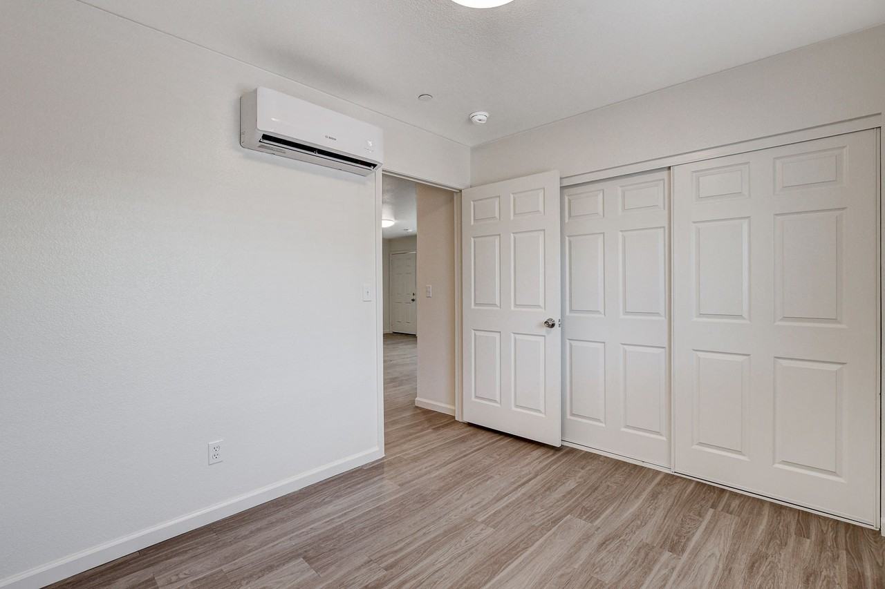 405 S 10th St #9 - Photo 6 of 11