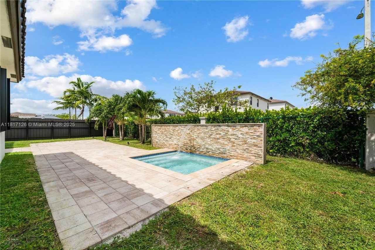 22938 Sw 128th Pl - Photo 3 of 39