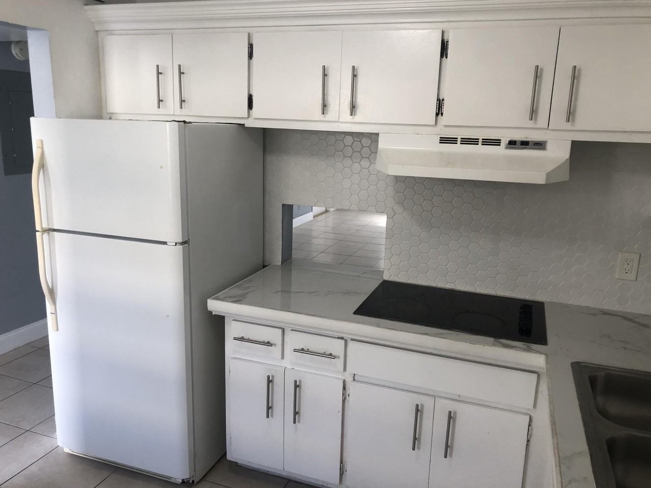 4500 N Flagler Dr #A6 - Photo 5 of 22