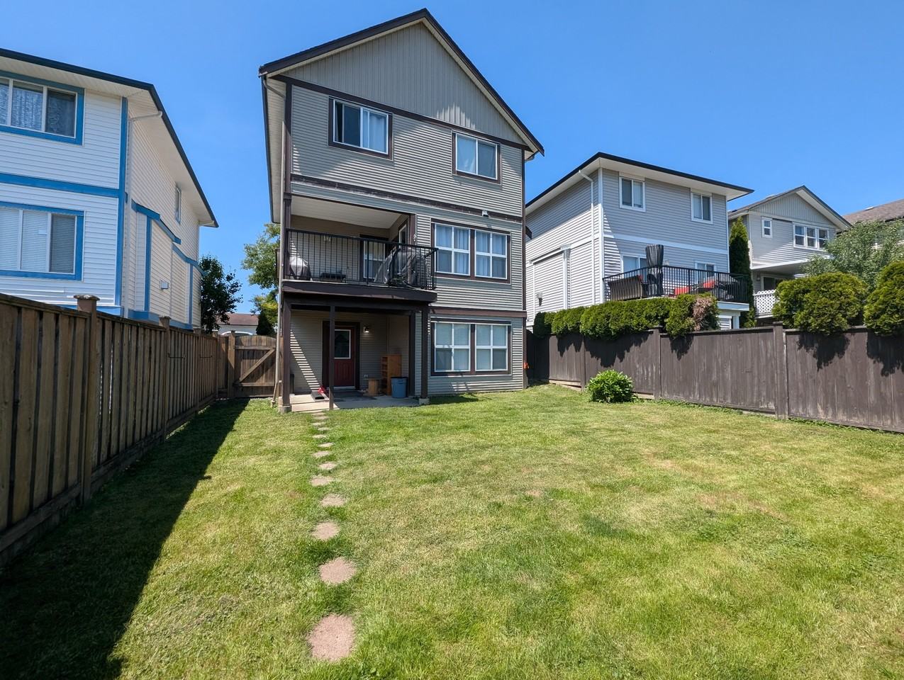 36220 Shadbolt Ave #1 - Photo 2 of 46