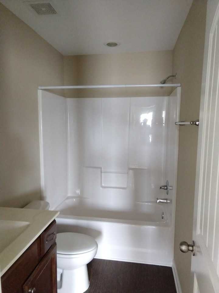 103 Winston Way - Photo 2 of 13