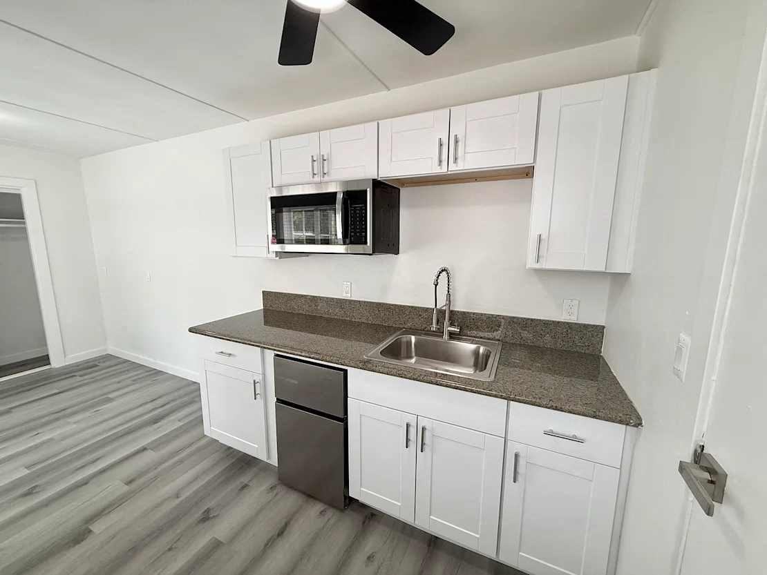 The Residences on Ash - Photo 4 of 13