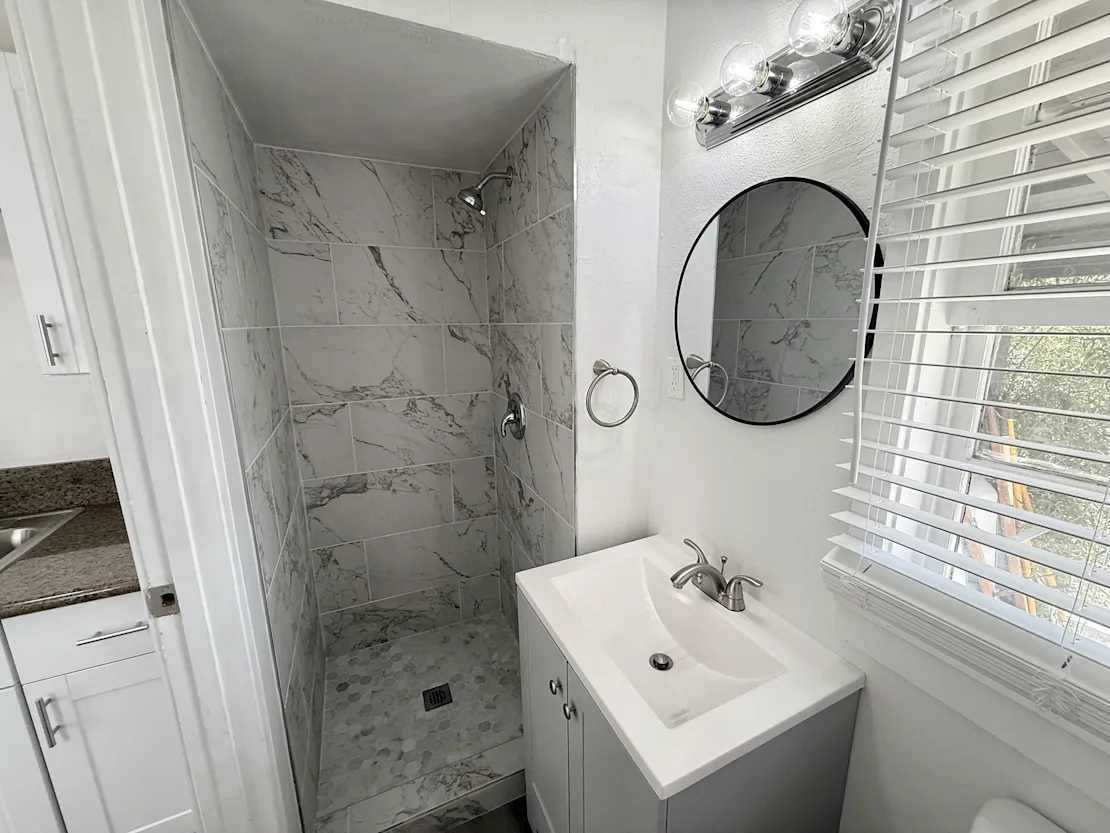 The Residences on Ash - Photo 6 of 13