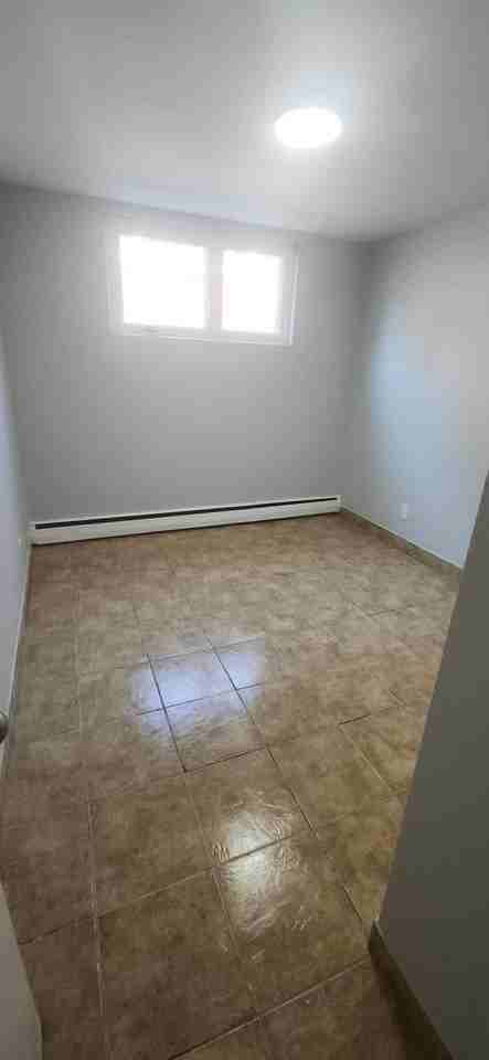 259 Jones St #1 - Photo 5 of 9