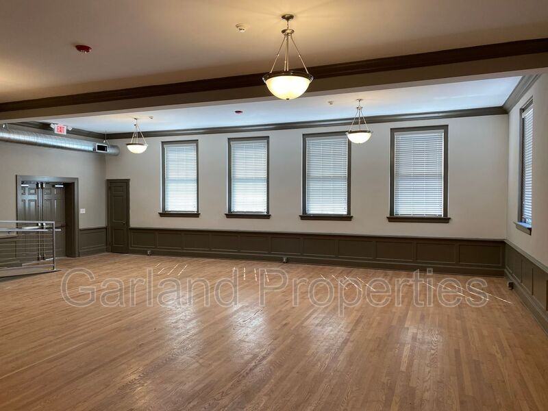 821 Salem Ave Sw #101 - Photo 6 of 8