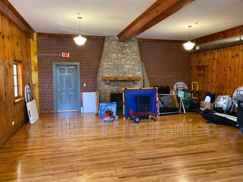 821 Salem Ave Sw #102 - Photo 2 of 10