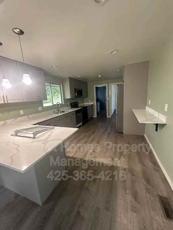 21845 Se 272nd St - Photo 2 of 26