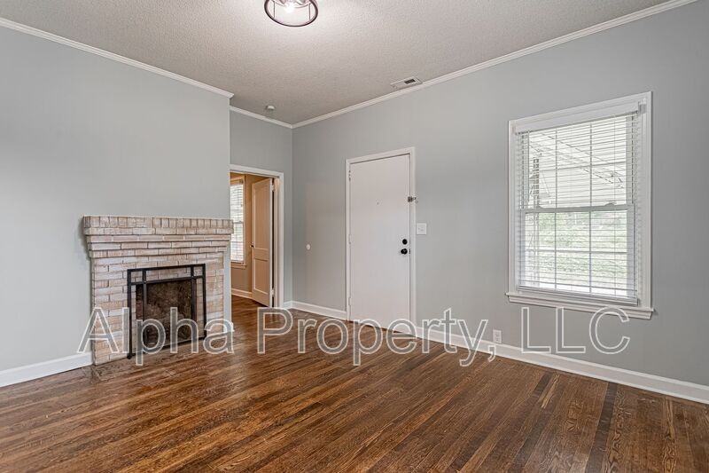 56 Hutchins St - Photo 3 of 14