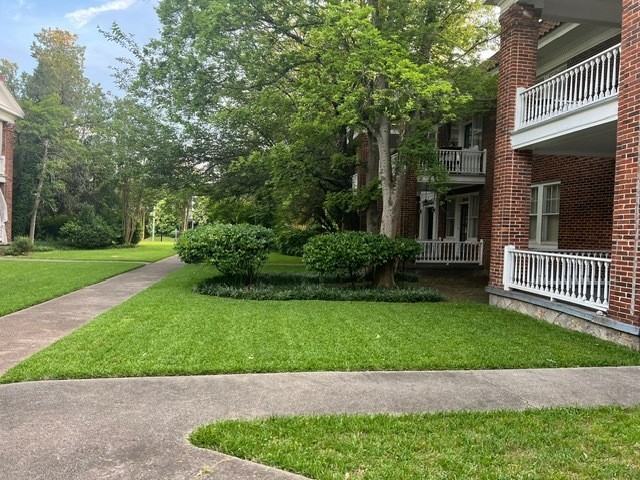 1975 Vineville Avenue - Photo 4 of 50