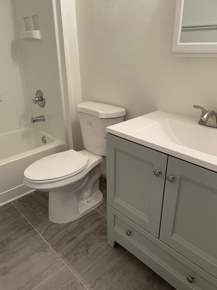 Mountain Creek Apartments - Photo 6 of 50