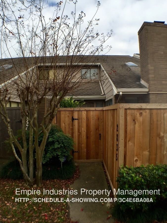 2835 Panagard Dr - Photo 3 of 32
