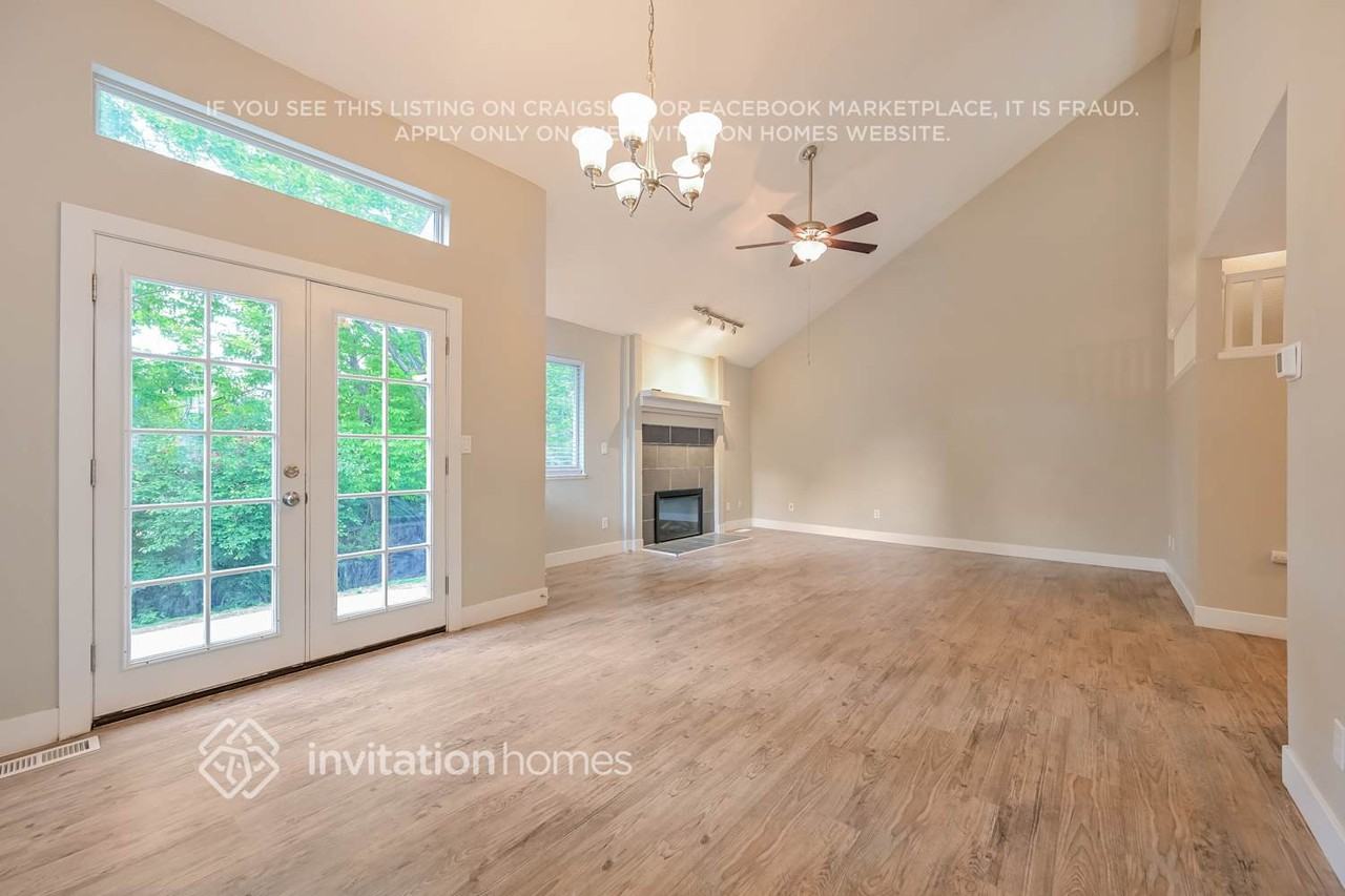 3289 S Espana Cir - Photo 7 of 19