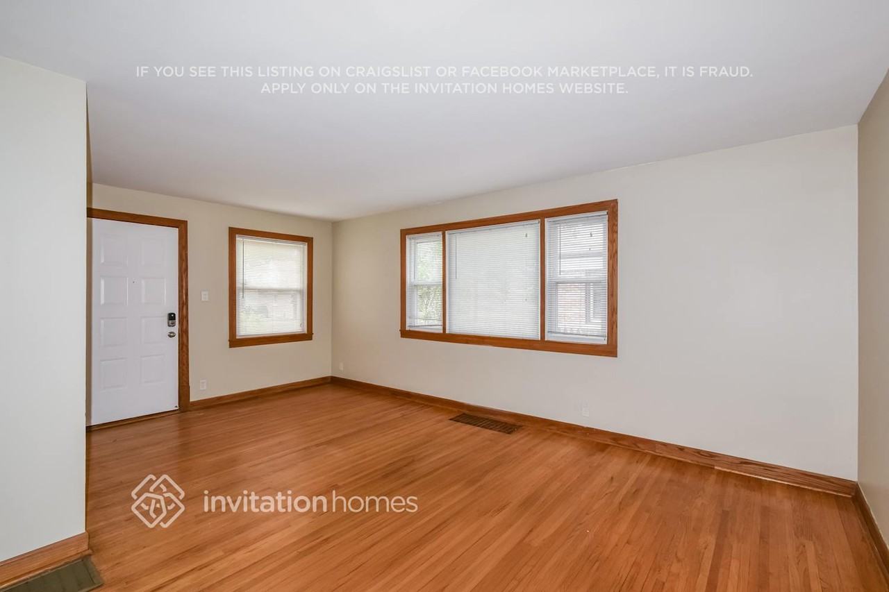 1541 Boeger Ave - Photo 6 of 18