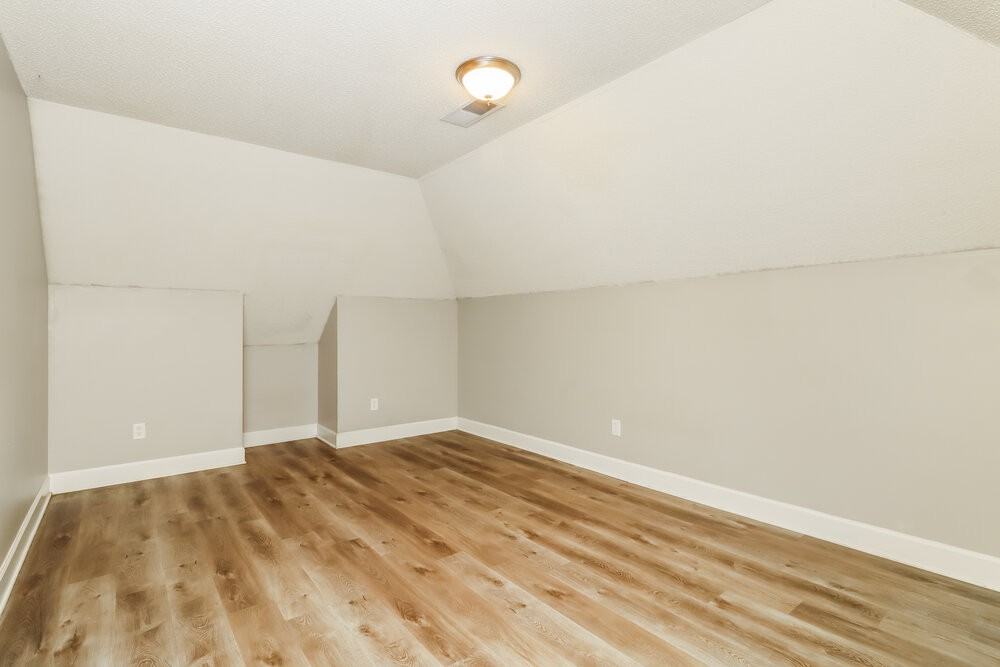 4048 Golfview Ct - Photo 6 of 15
