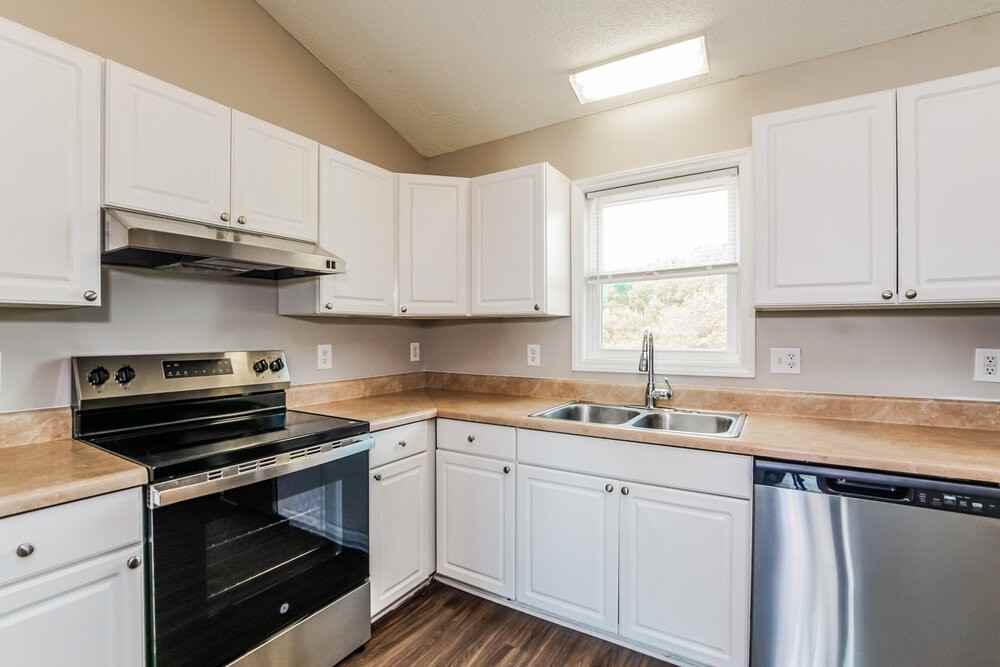357 Ogburn Rd - Photo 5 of 16