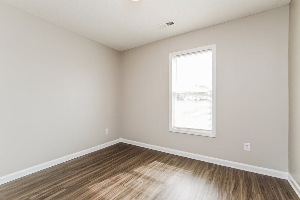 357 Ogburn Rd - Photo 7 of 16