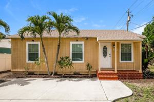 featured image of 1249 16th Ave N