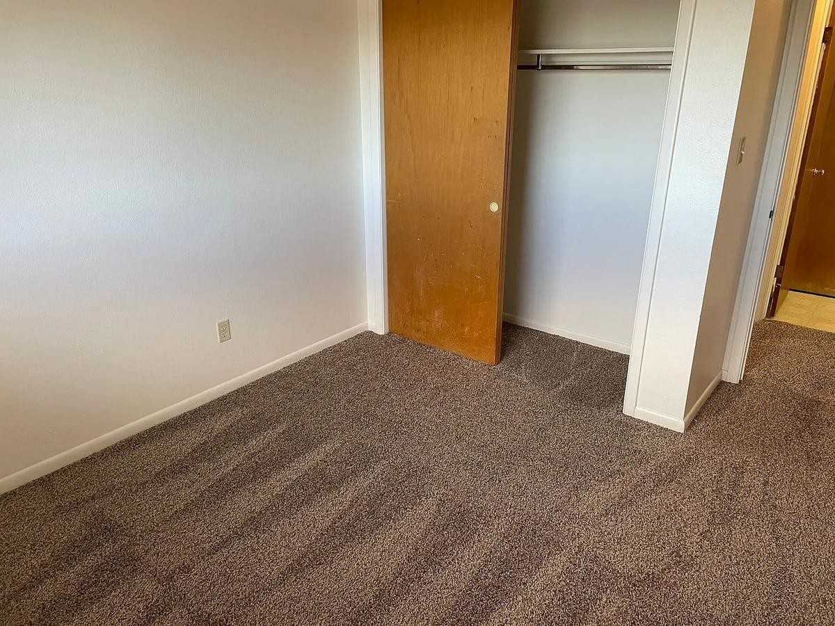 1628 9th Ave - Photo 7 of 29