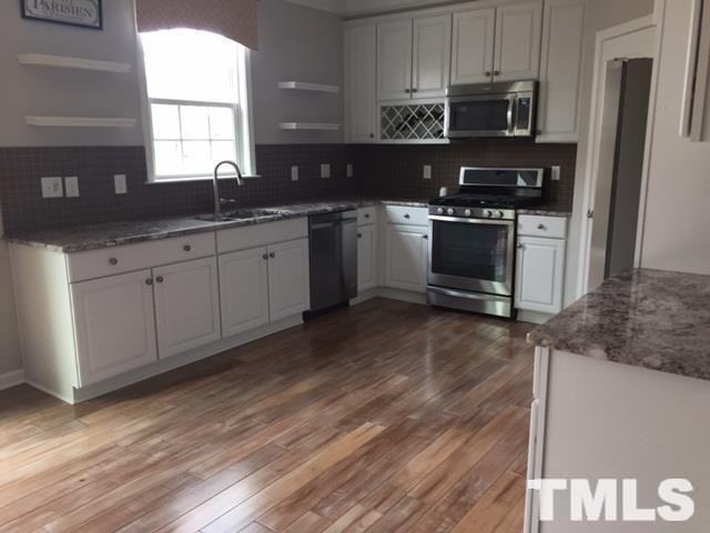 1450 Glenwater Dr - Photo 5 of 11