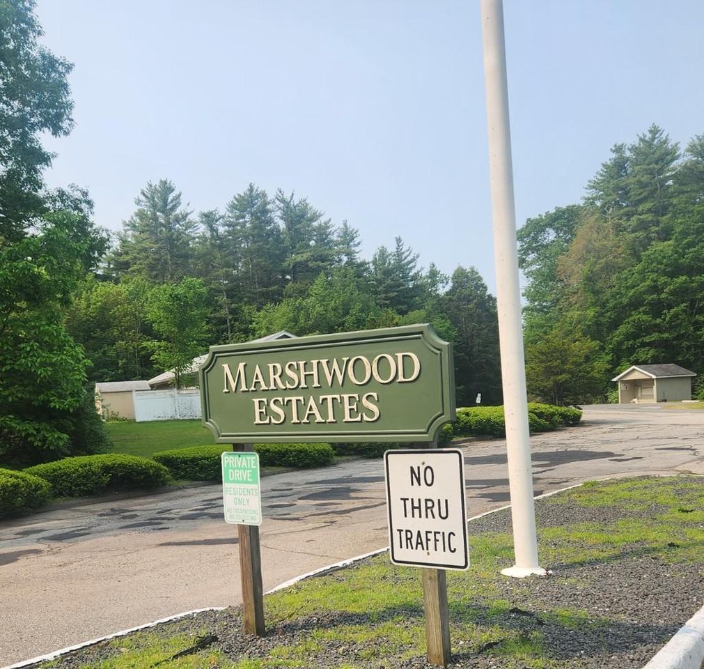 2 Courtney Ln - Photo 2 of 12