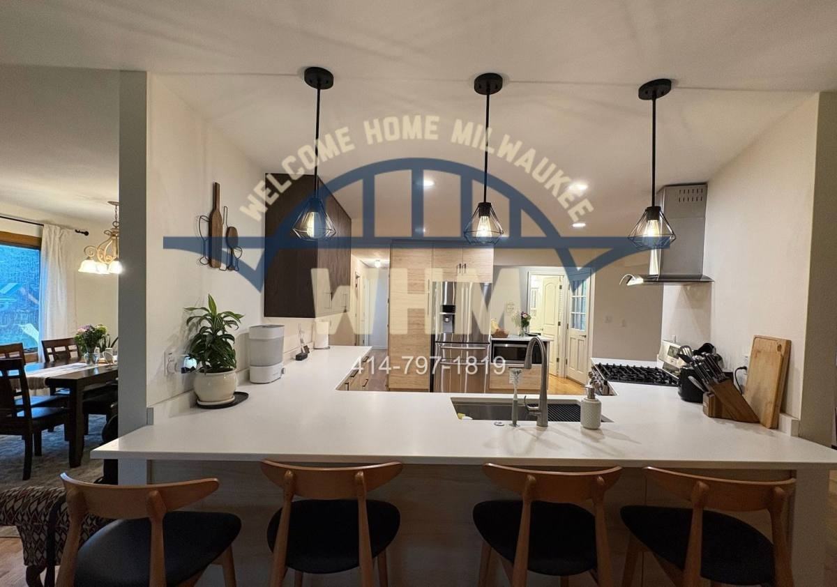 4233 W Carmel Dr - Photo 2 of 10