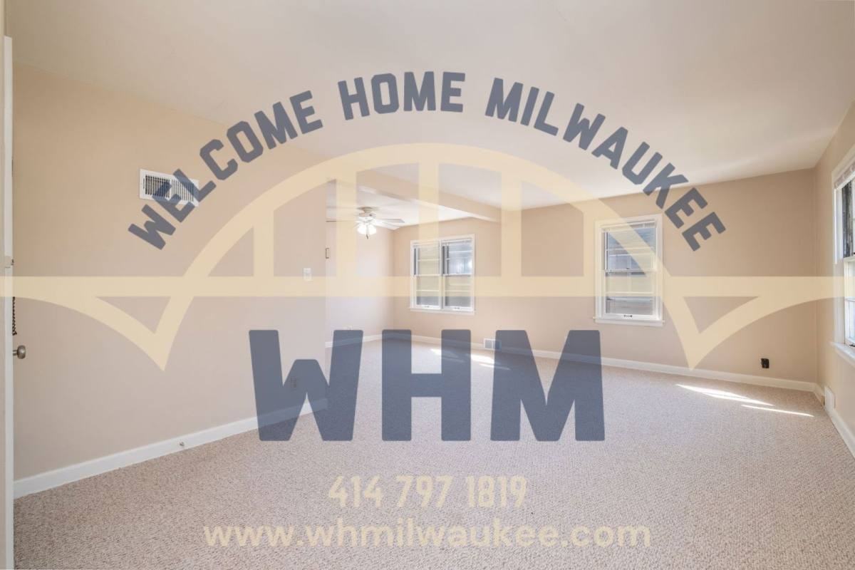 5050 N Bay Ridge Ave - Photo 3 of 10