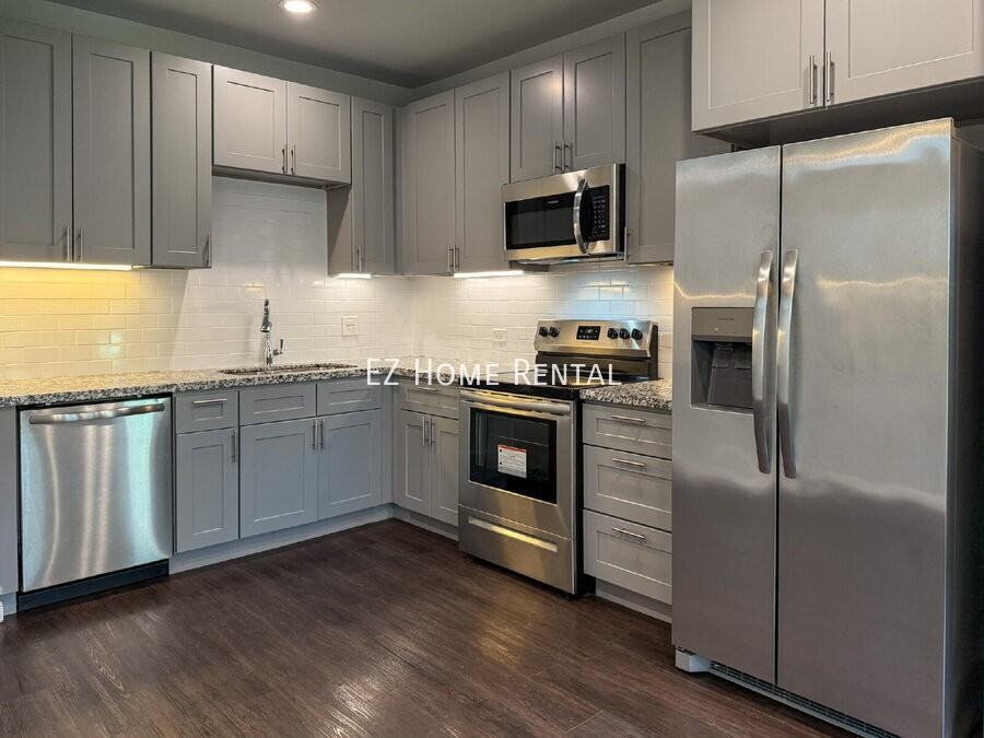 4939 Ambient Dr - Photo 2 of 23