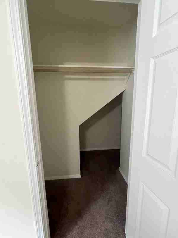 524 Calhoun St #29 - Photo 4 of 8