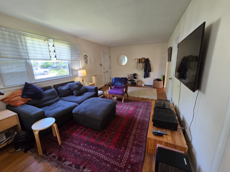 6411 Stuart Ave - Photo 3 of 10