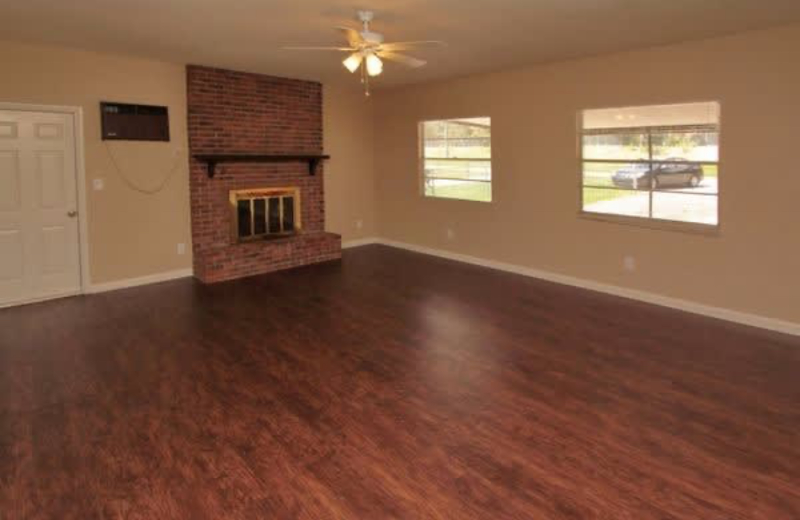 6209 Harney Rd - Photo 2 of 6