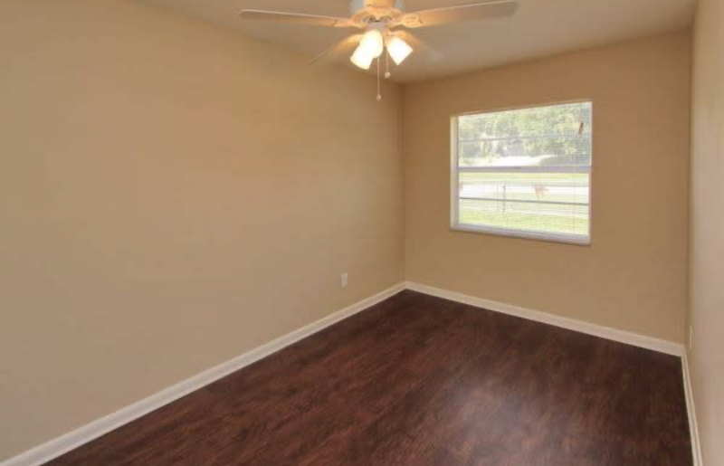 6209 Harney Rd - Photo 3 of 6