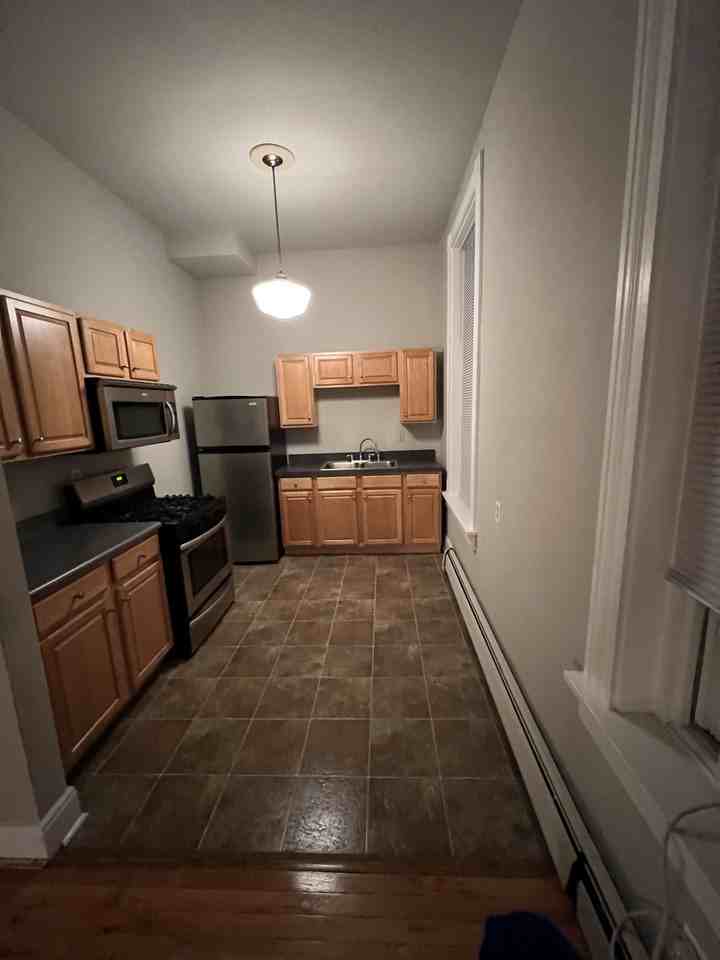 1324 Chapel Street - Main - Photo 2 of 7