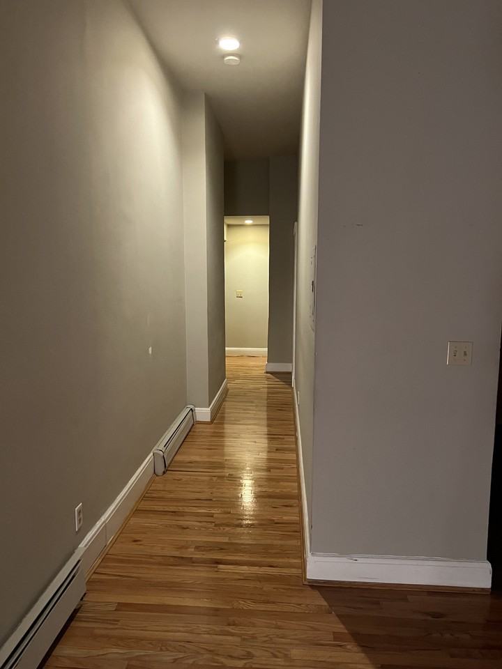 1324 Chapel Street - Main - Photo 3 of 7