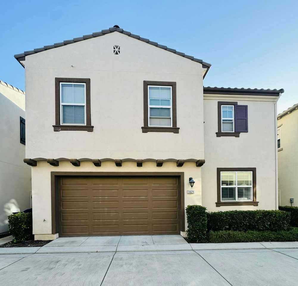 3026 Blackberry Avenue - Photo 3 of 7