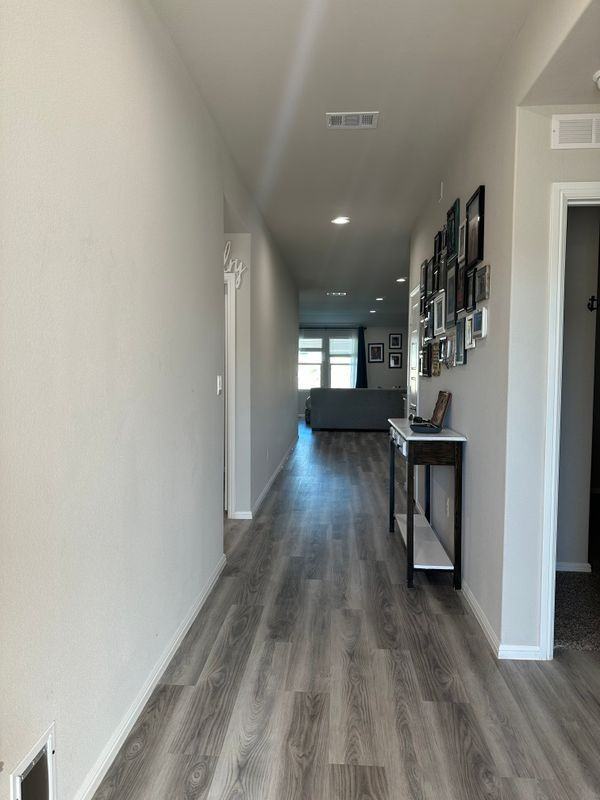 6212 Oracle Dr - Photo 2 of 12