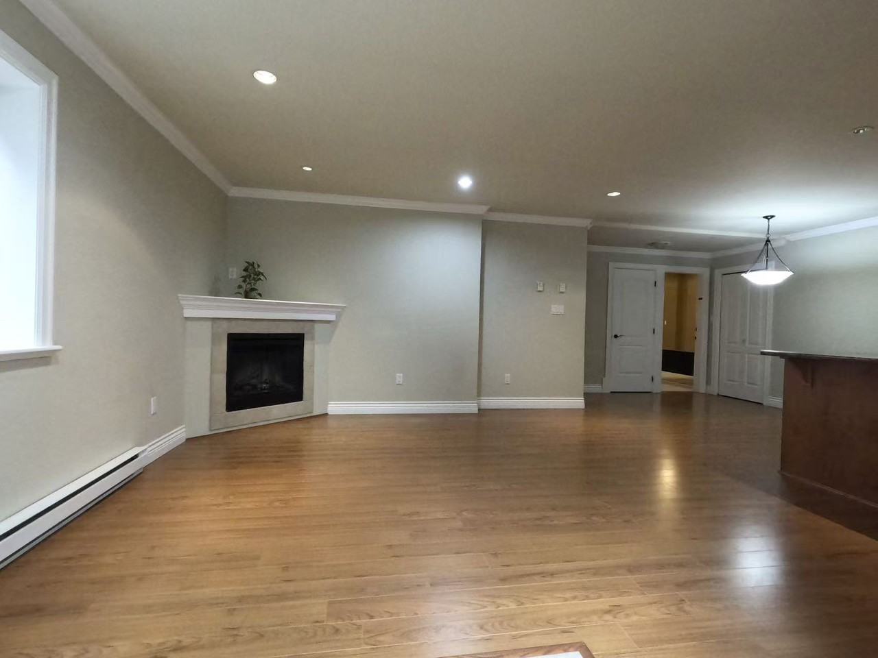 630 Foster Ave - Photo 3 of 9