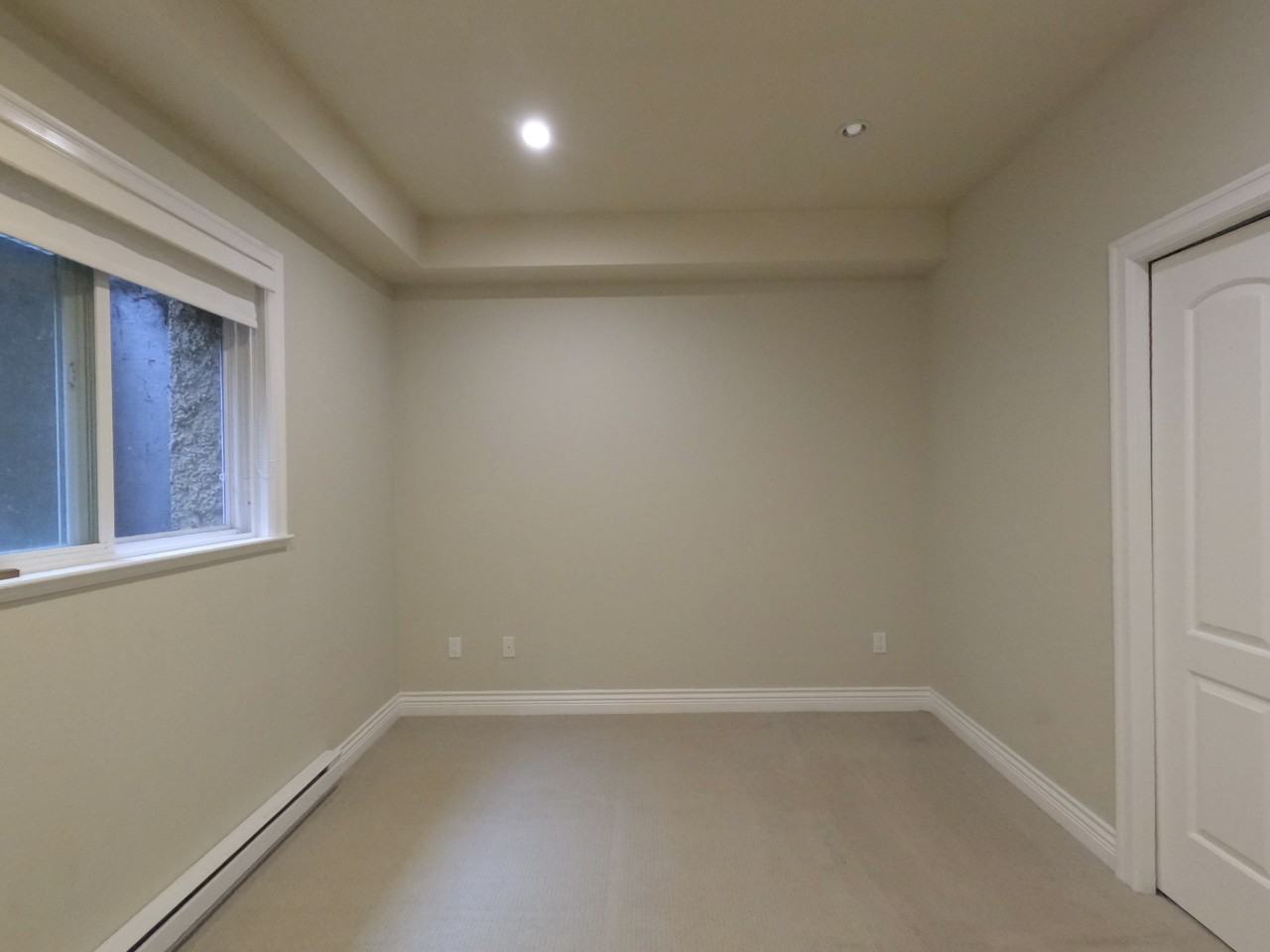 630 Foster Ave - Photo 6 of 9