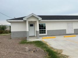 featured image of 2458 De Leon Dr