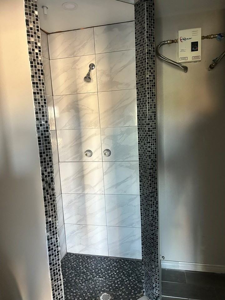 2458 De Leon Dr - Photo 6 of 15