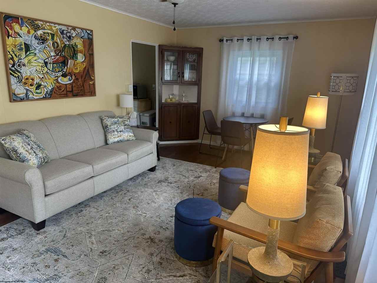 1208 Cambridge Ave - Photo 3 of 20