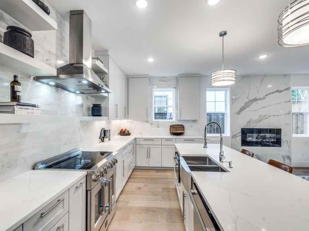 708 W White Ave - Photo 3 of 22