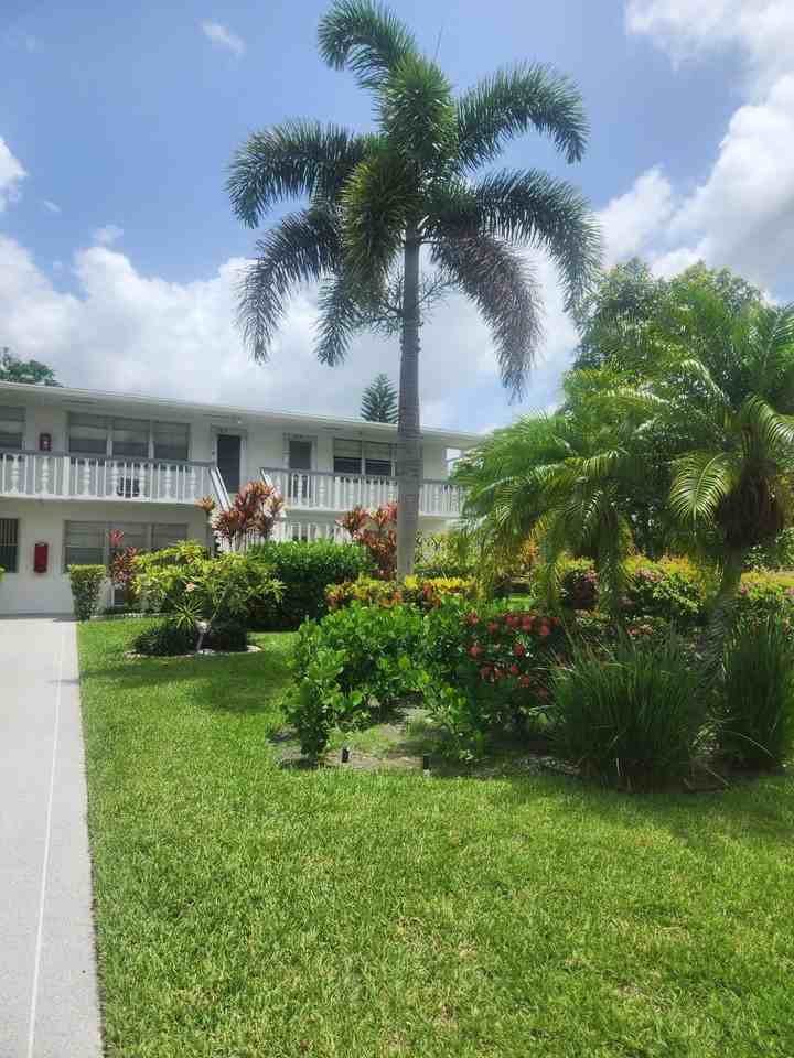 346 Camden Drive #O - Photo 2 of 23