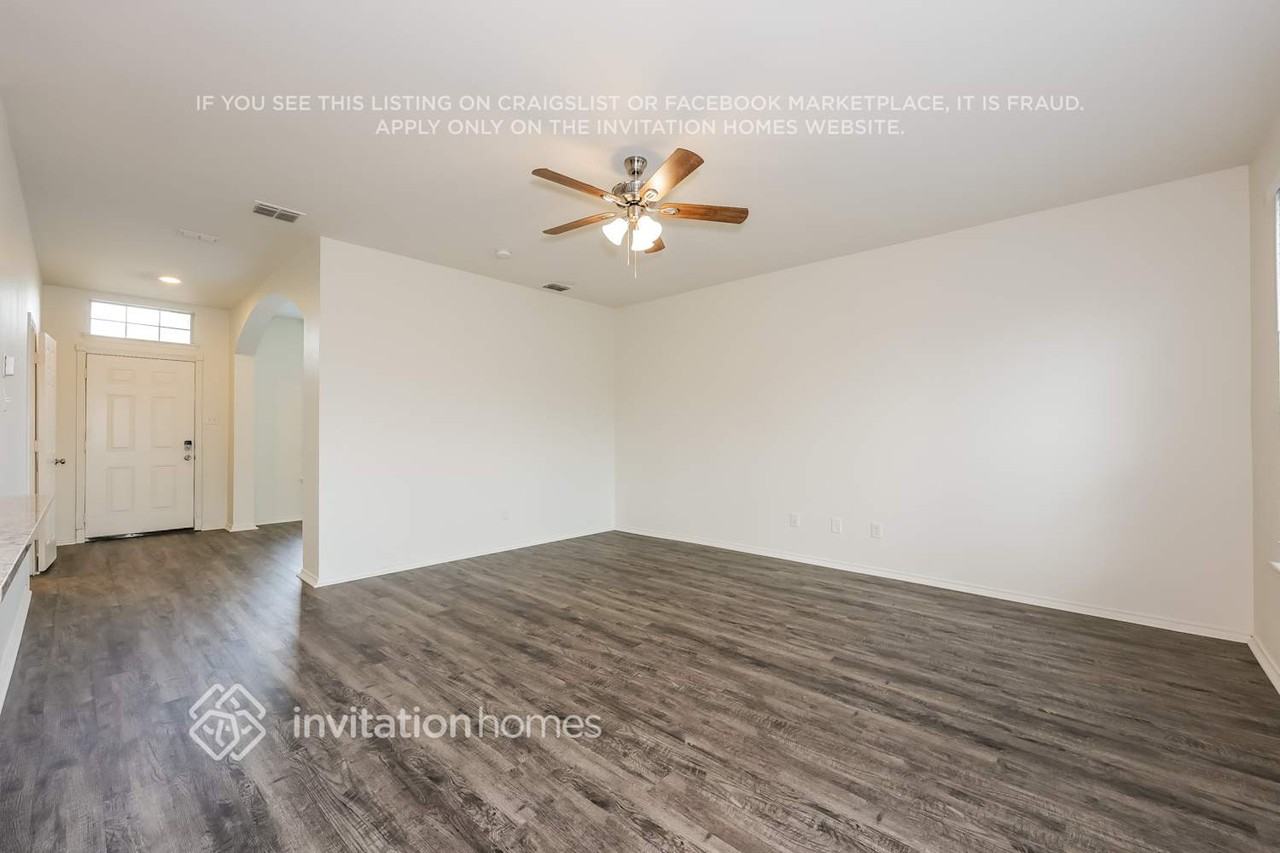 612 Horn St - Photo 4 of 16