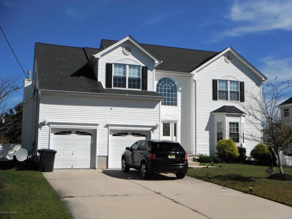 388 Leeward Rd - Photo 2 of 17